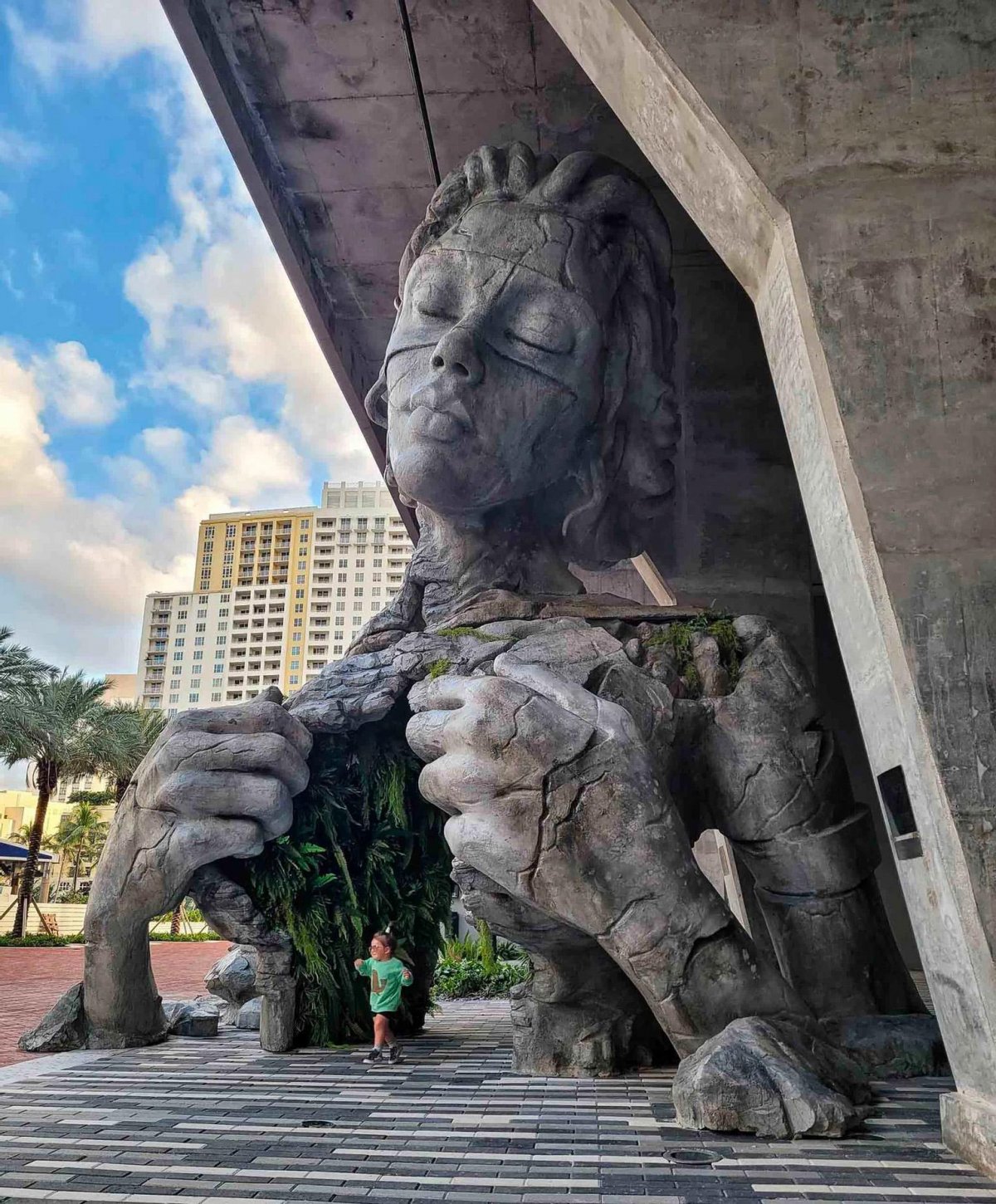 Absolutely Amazing Surreal Sculptures By Daniel Popper 8