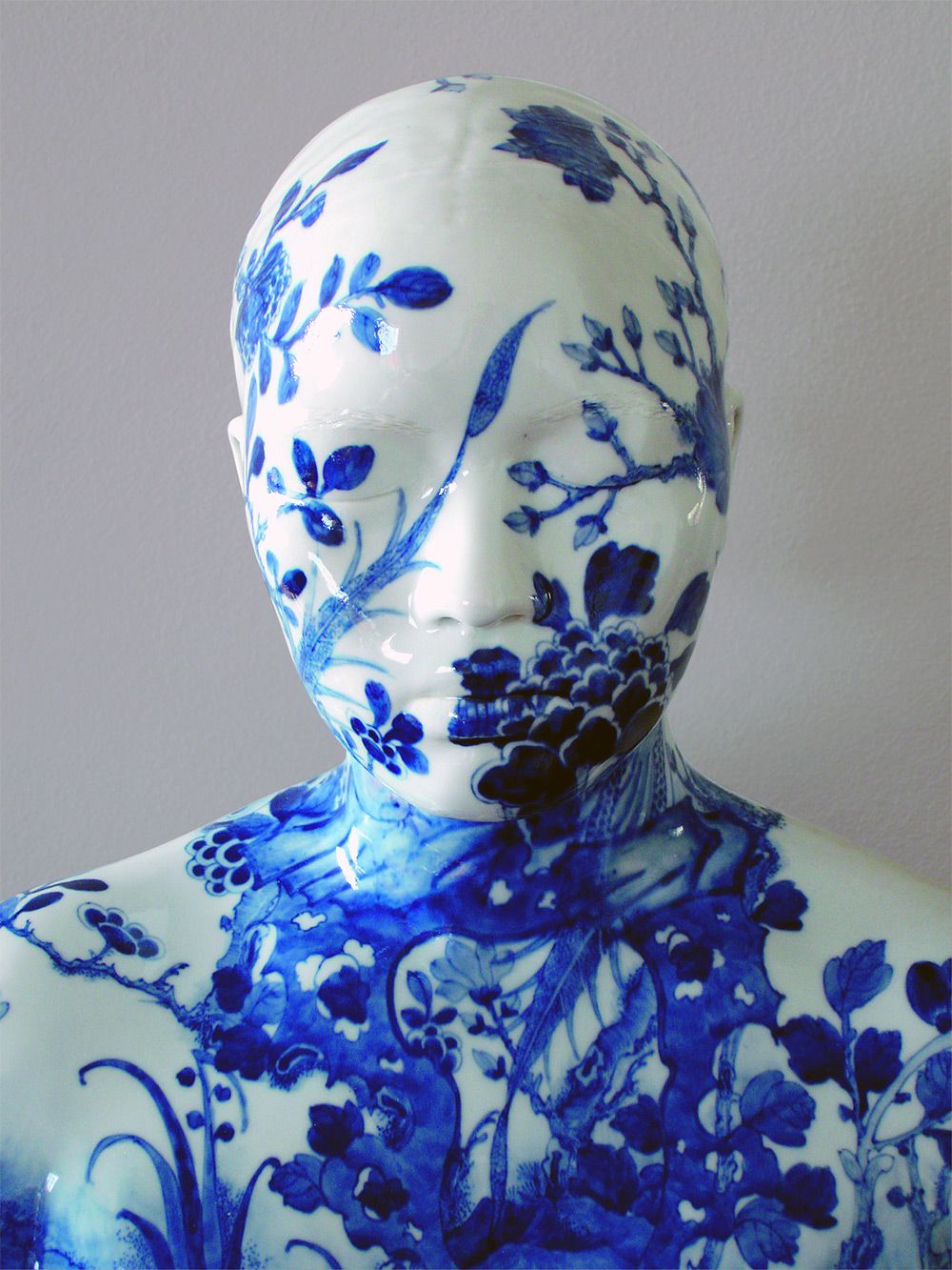 Porcelain Busts Patterned With Chinese Decorative Motifs By Ah Xian 10