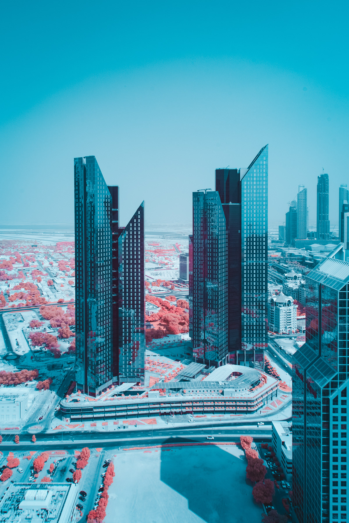 Superb Photographs Of Dubai In Infrared By Paolo Pettigiani 4
