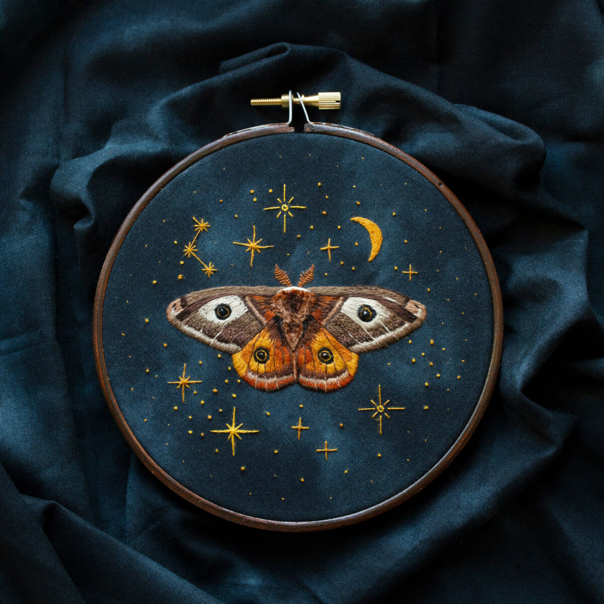 The Magical Embroidery Hoop Art Of Emillie Ferris 12