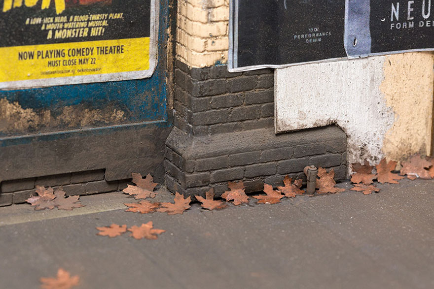 The Ultra Detailed Realistic Miniatures Of Urban Scenarios Inspired By Decaying City Areas Of Joshua Smith 17