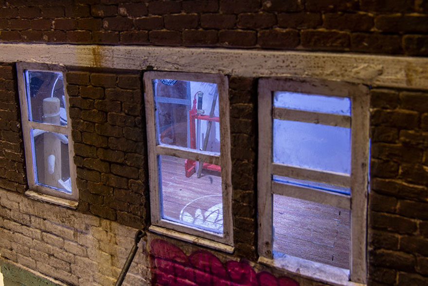 The Ultra Detailed Realistic Miniatures Of Urban Scenarios Inspired By Decaying City Areas Of Joshua Smith 2