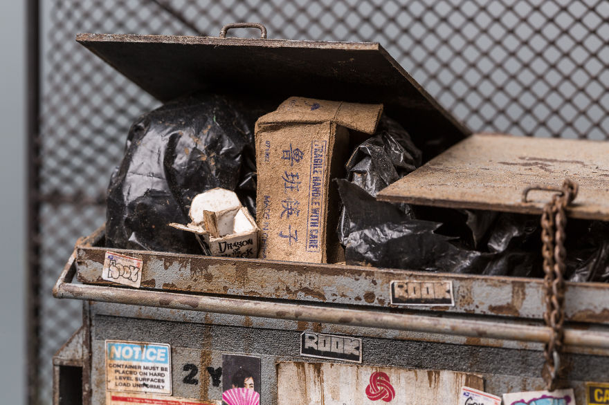 The Ultra Detailed Realistic Miniatures Of Urban Scenarios Inspired By Decaying City Areas Of Joshua Smith 22