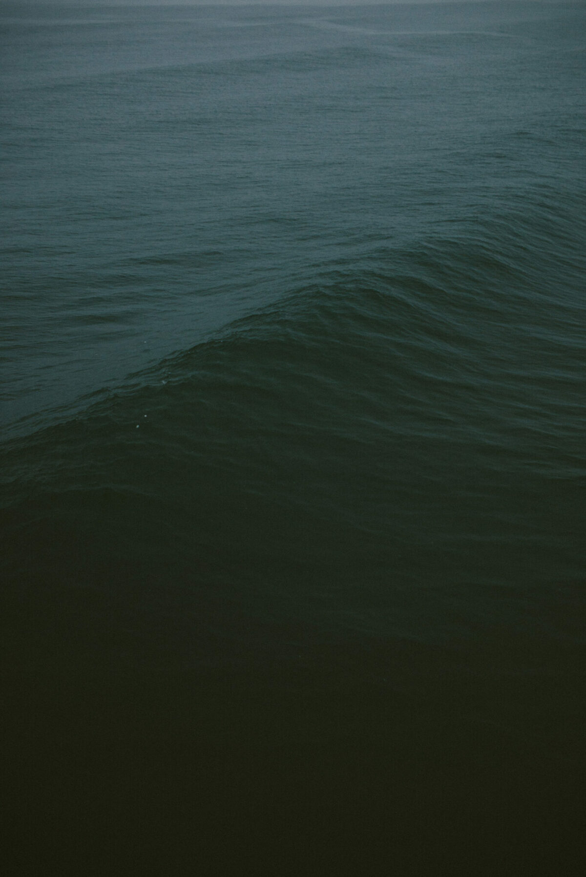 Beautiful Photos Of Foggy Waves By Raf Maes 7