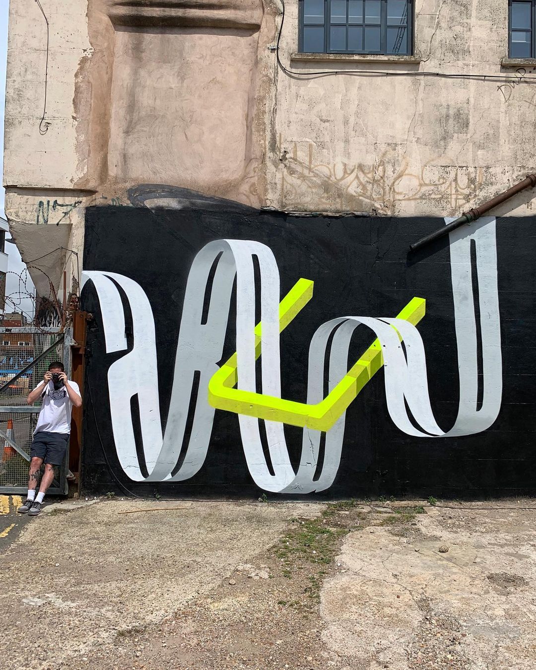 Striking 3d Typography Murals By Pref (7)