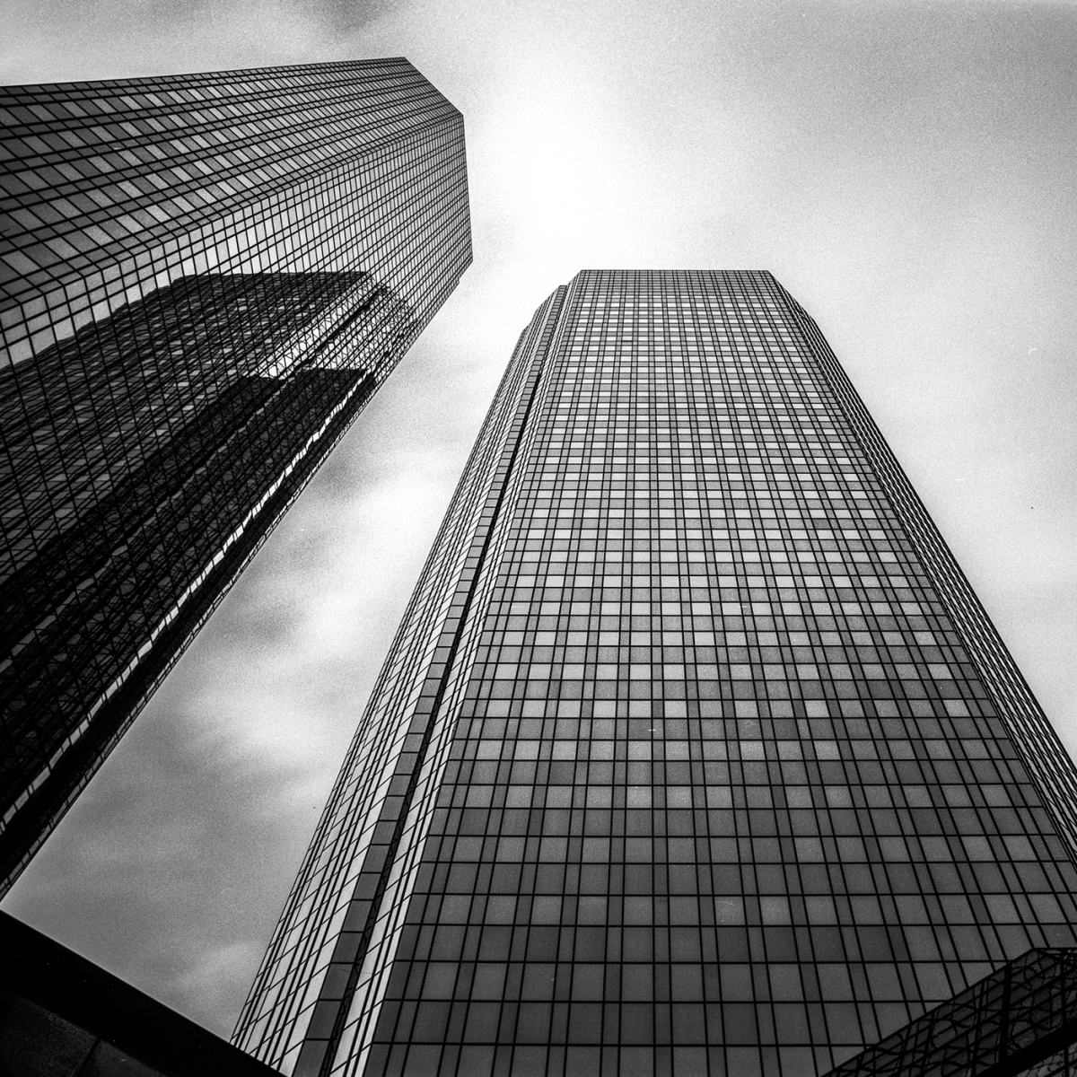 The Elegant Black And White Architectural Photography Of Manuel Martini 9