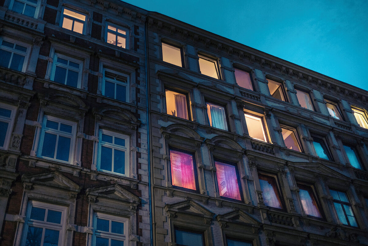 After Hours A Captivating Night Street Photography Series By Mark Broyer 13