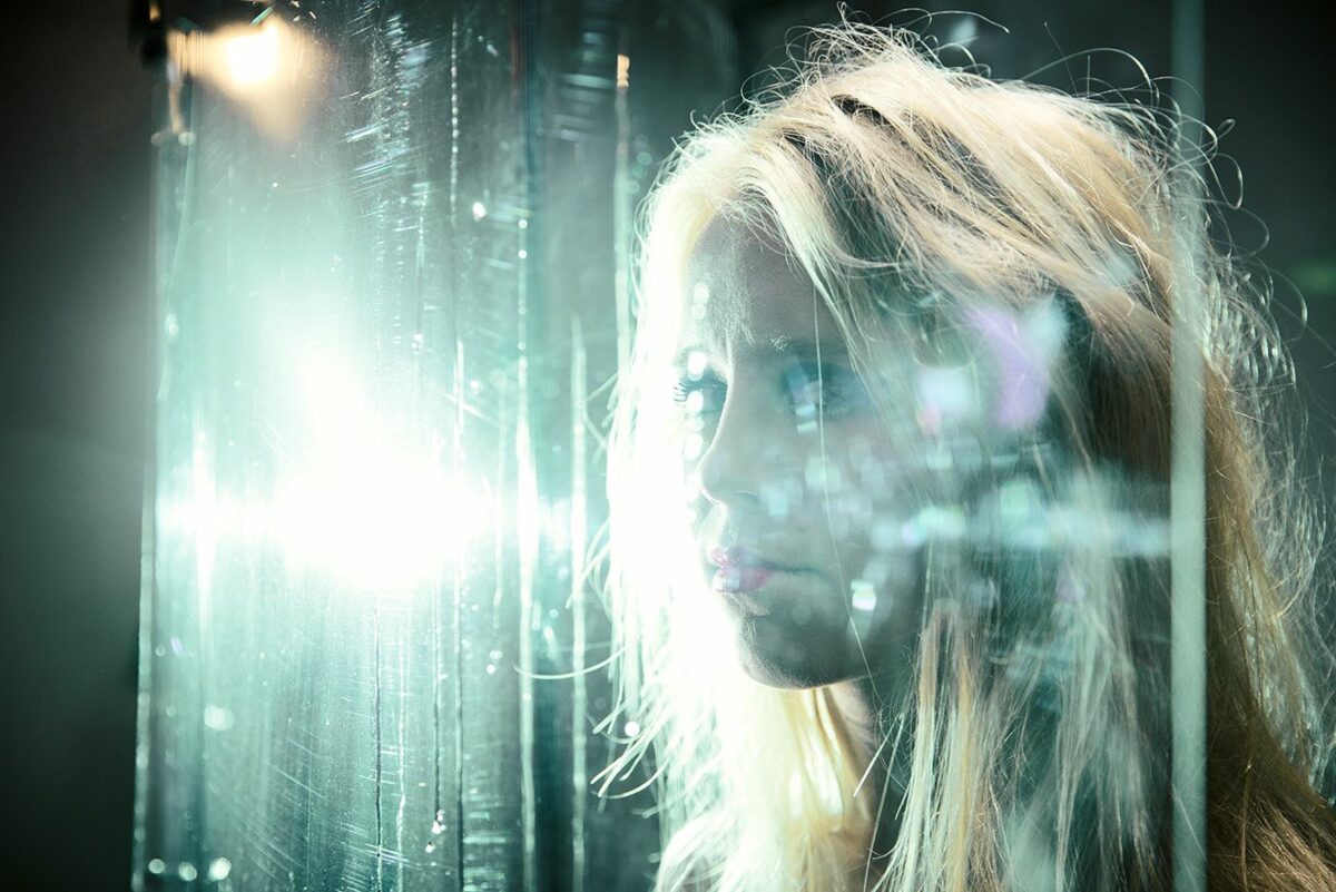 Cubes A Fascinating Staged Photography Series That Portrays The Stereotypical Human Universes By Seb Agnew 17