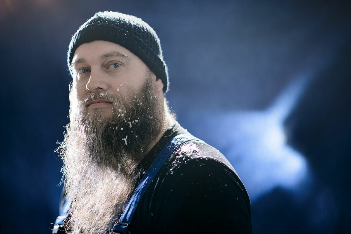 Cubes A Fascinating Staged Photography Series That Portrays The Stereotypical Human Universes By Seb Agnew 18