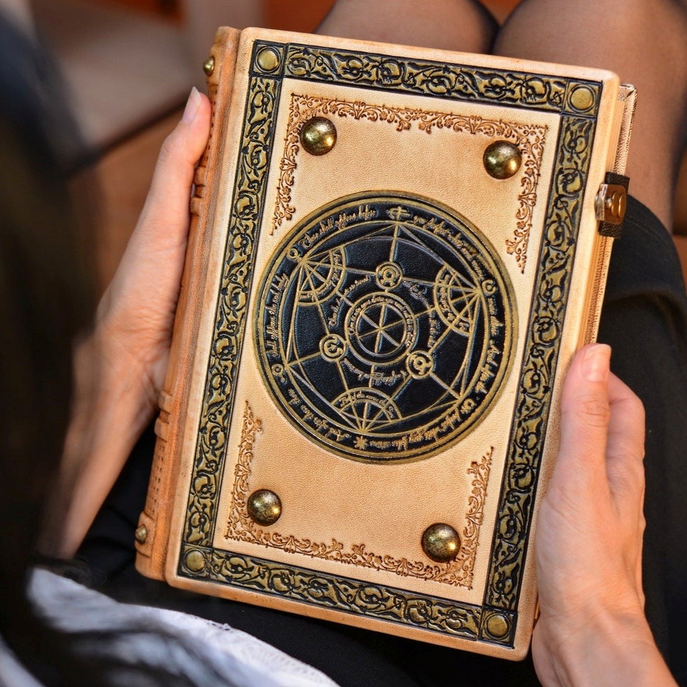 The Marvelous Book Art Of Alex 6