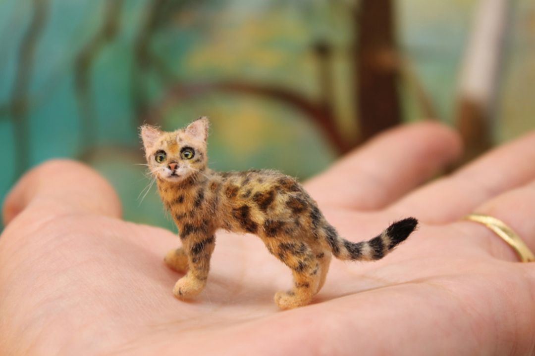 Enchanting Miniature Animal Sculptures By Katie Doka 6