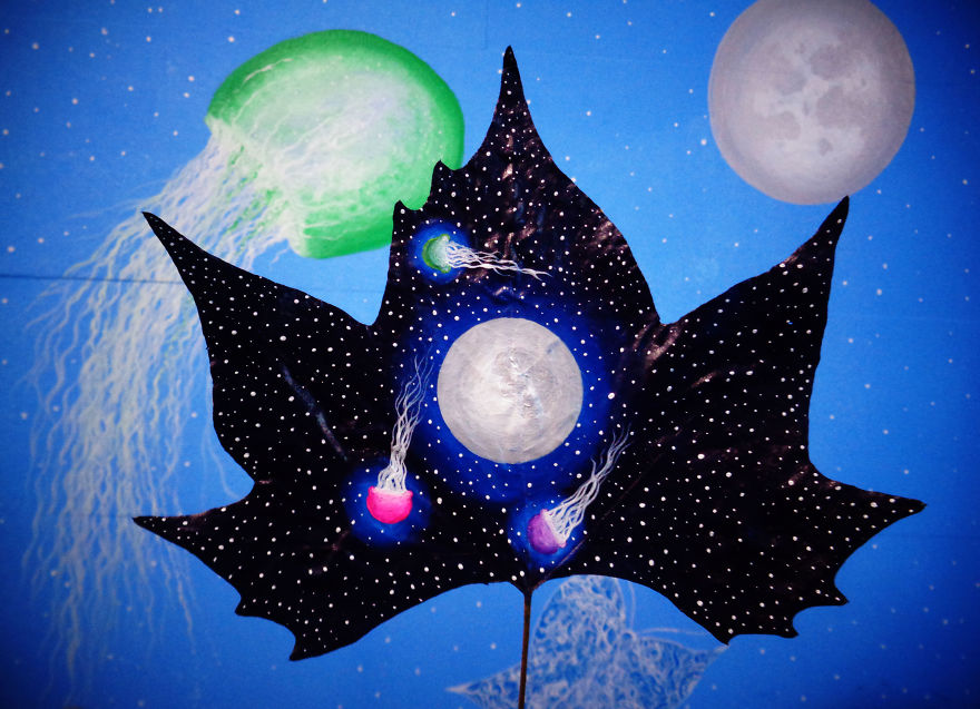 Fallen Leaves Transformed Into Canvases For Lovely Paintings By Nancy Woland And Beka Zaridze 14