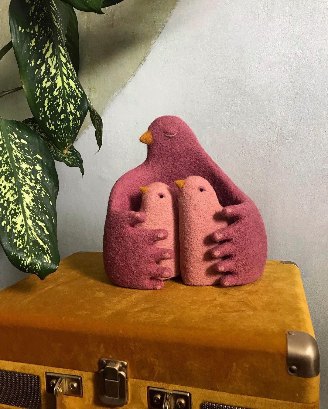 Adorable Needle Felted Sculptures By Manooni 19