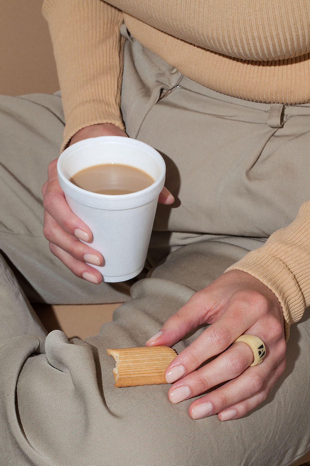 Wardrobe Snacks Delightful Photography Series That Unites Food And Fashion By Kelsey Mcclellan And Michelle Maguire 4