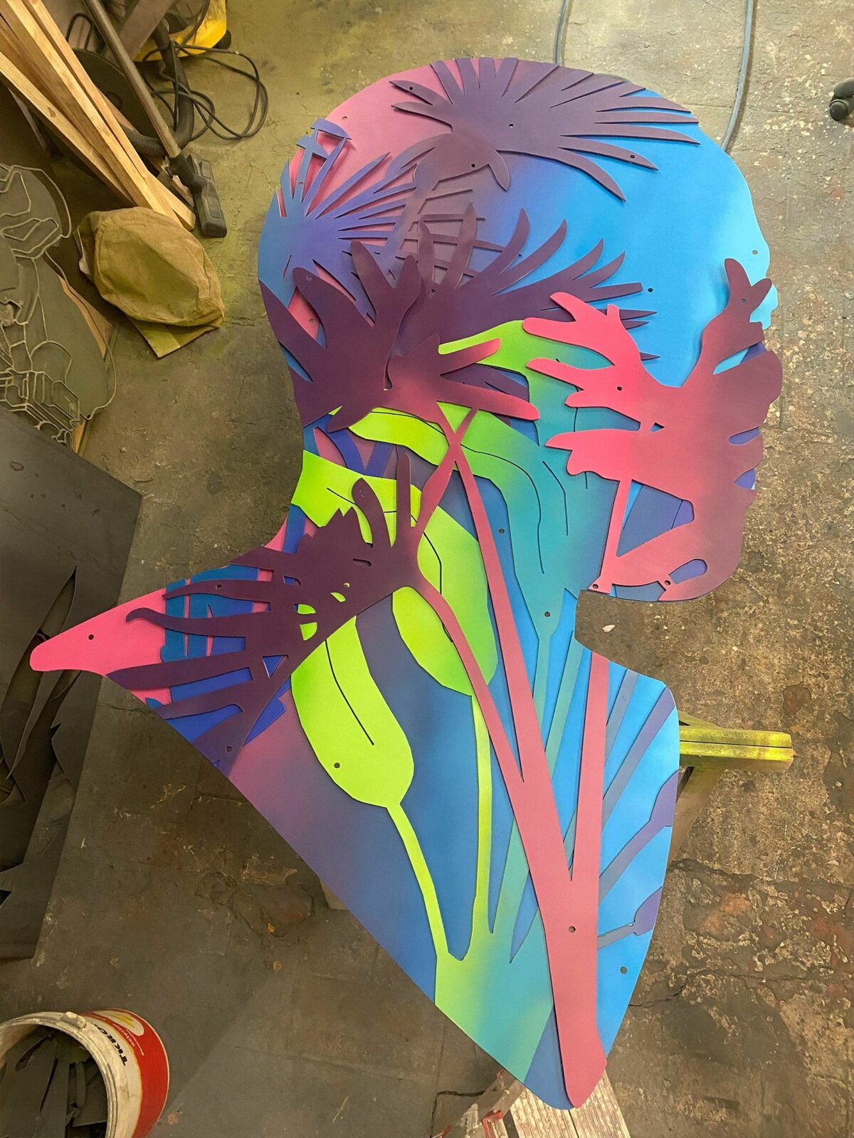 Metal Illustrations Amazing Figurative Sculptures By Frank Plant 1