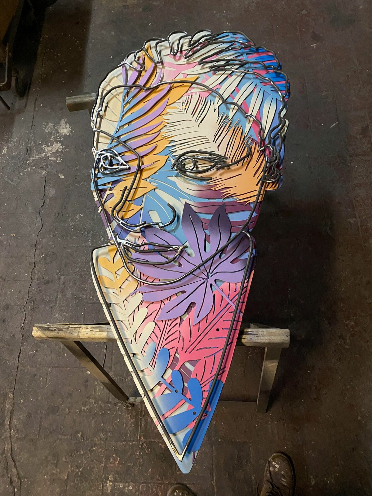 Metal Illustrations Amazing Figurative Sculptures By Frank Plant 7