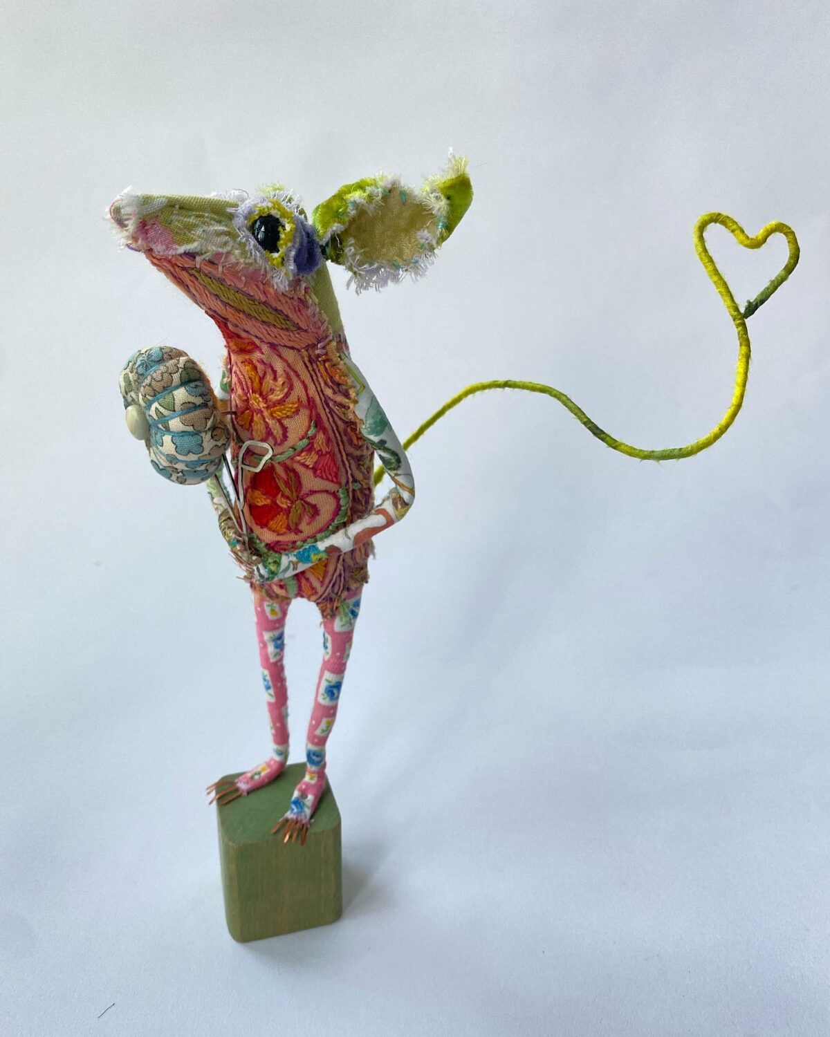 Pretty Scruffy Enchanting Animal Textile Sculptures By Bryony Rose Jennings 3