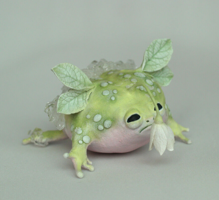 Fantasy Inspired Animal Sculptures Encrusted With Shiny Crystals By Svetlana 13