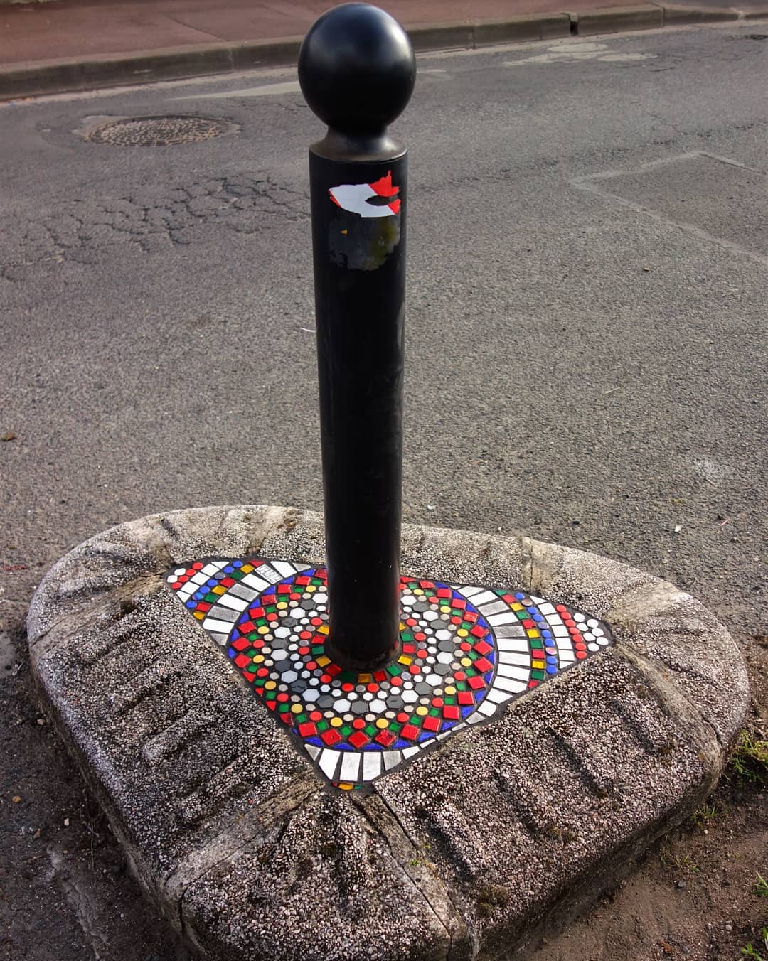 Fractured Sidewalks Pavements And Walls Repaired With Vibrant Tiled Mosaics By Ememem 15