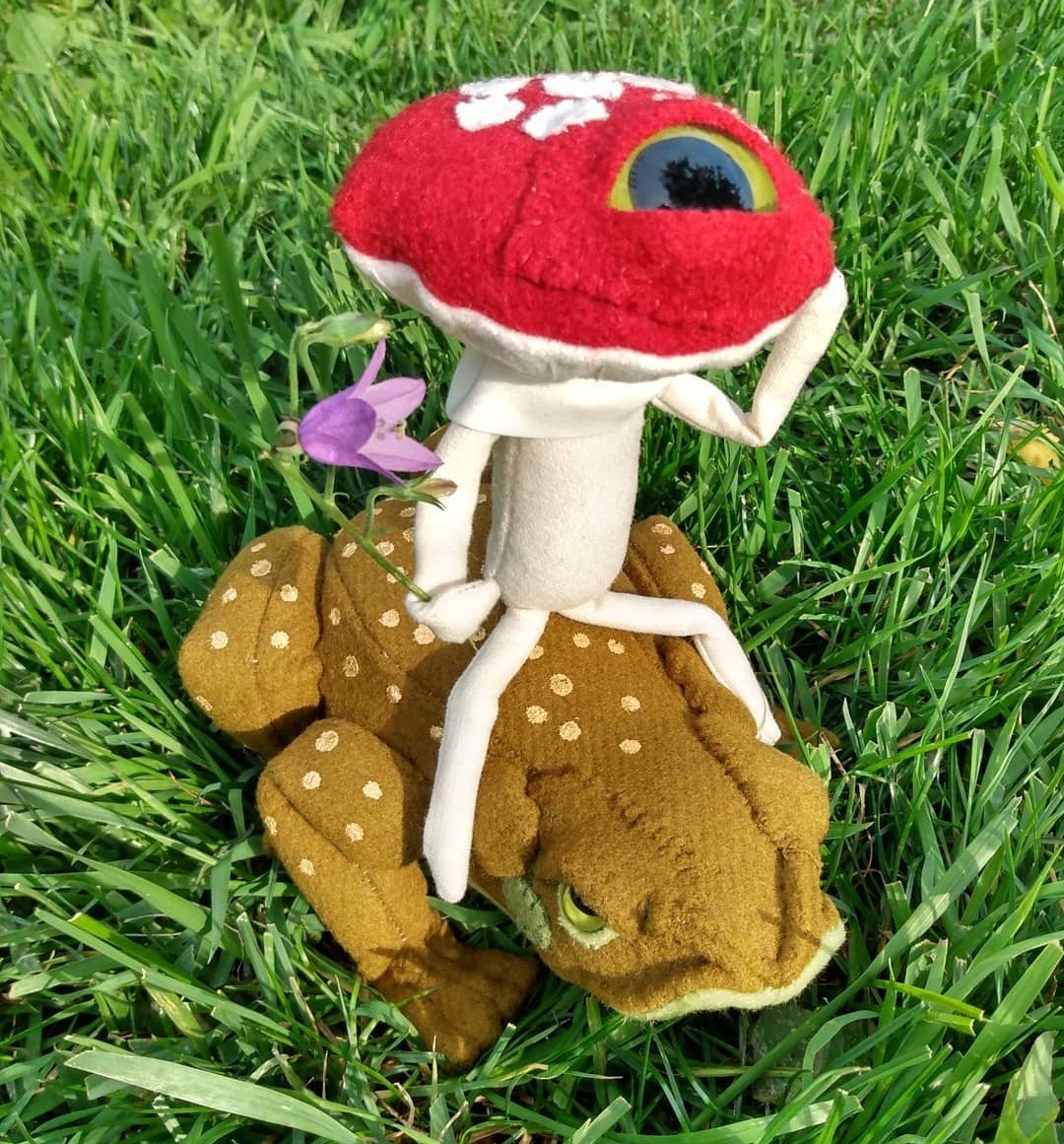 Fungus And Vegetable Textile Sculptures By Kami Goertz 9