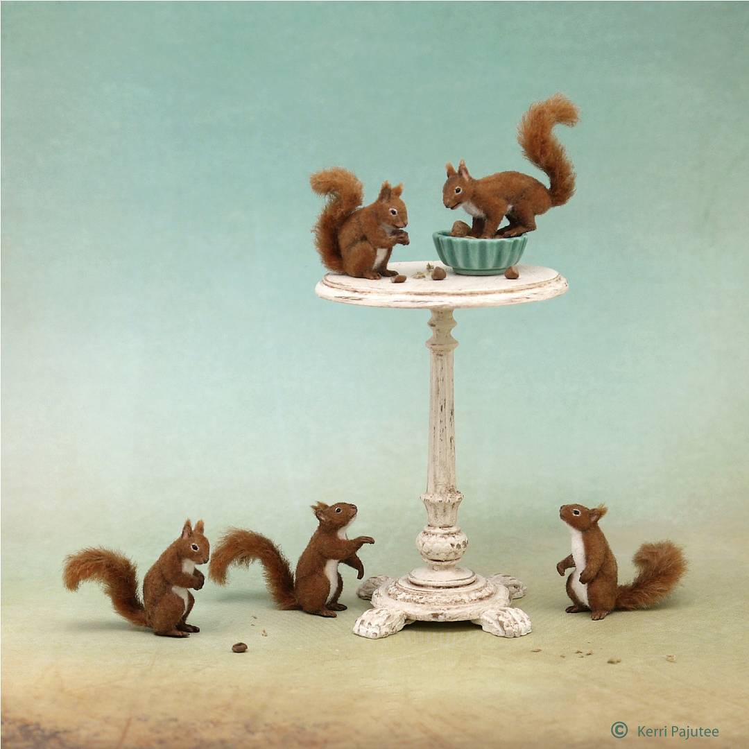 Amazingly Realistic Miniature Animal Sculptures By Kerri Pajutee (14)