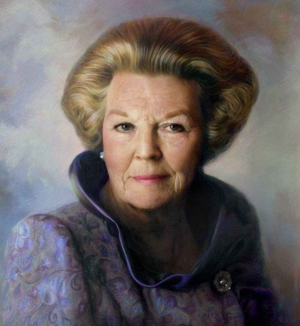 Captivating Hyper Realistic Paintings By Marissa Oosterleethat (8)