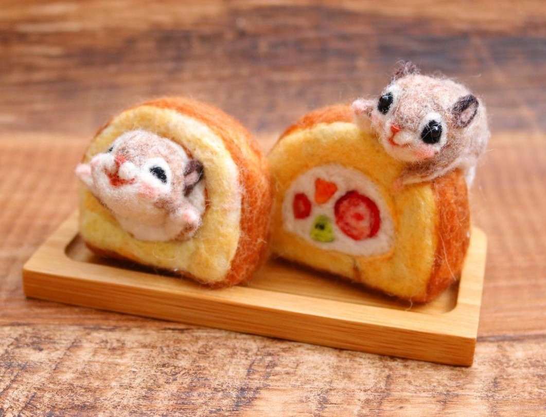 Cute Squirrel Fiber Sculptures By Yurico Momo (1)