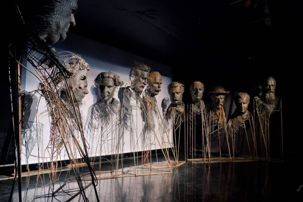 Extraordinary Sculptures Made From Industrial Metal Wires By Darius Hulea (17)