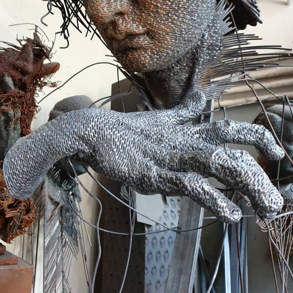 Extraordinary Sculptures Made From Industrial Metal Wires By Darius Hulea (27)