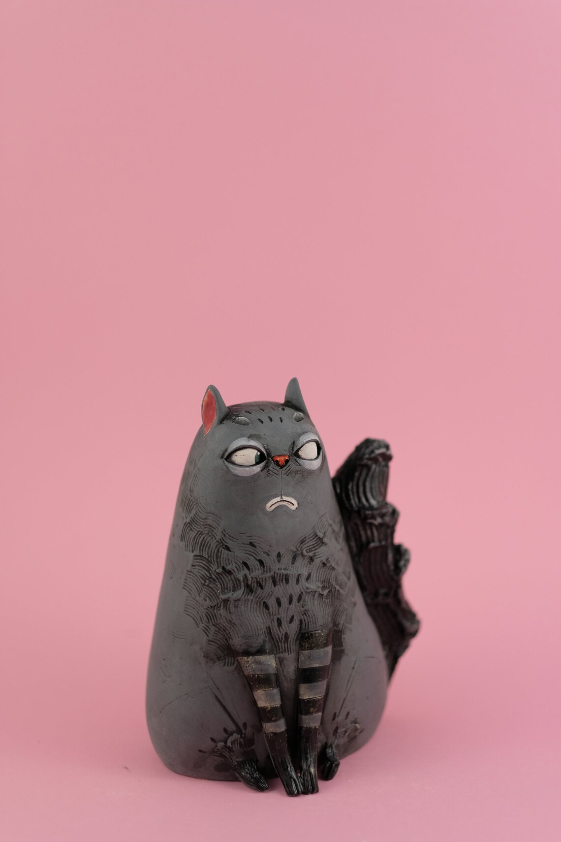 Fascinating Ceramic Sculptures Of Anthropomorphized Animals By Nastia Calaca (17)