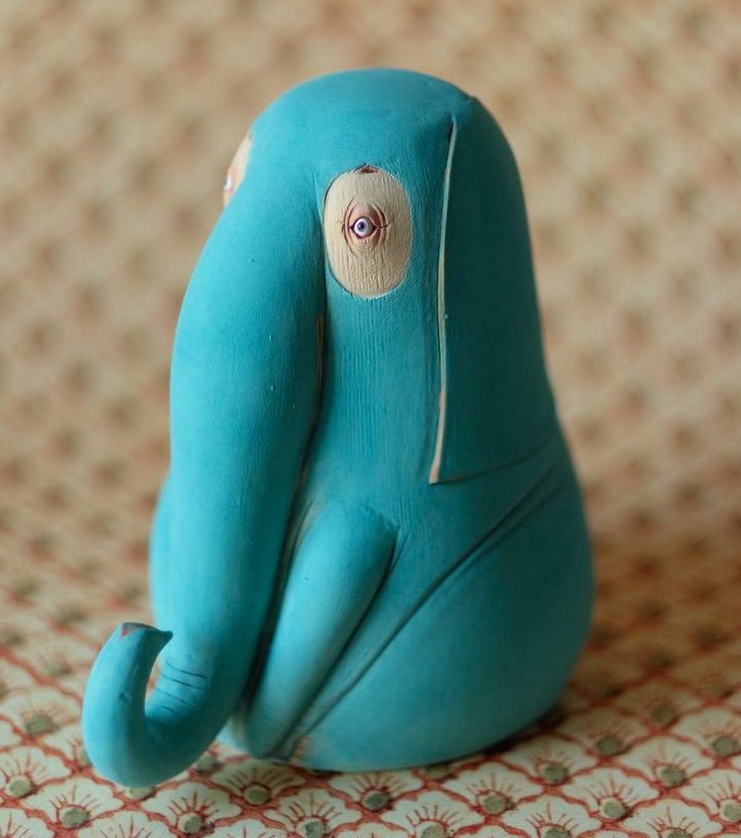 Fascinating Ceramic Sculptures Of Anthropomorphized Animals By Nastia Calaca (2)