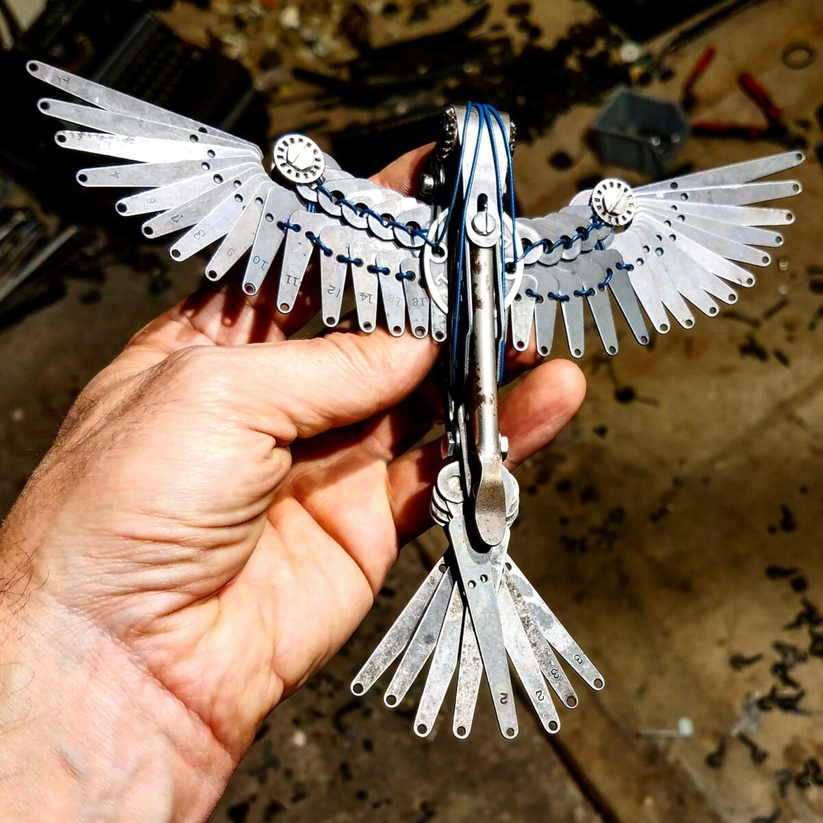 Incredible Animal Sculptures Made From Vintage Typewriters By Jeremy Mayer (1)