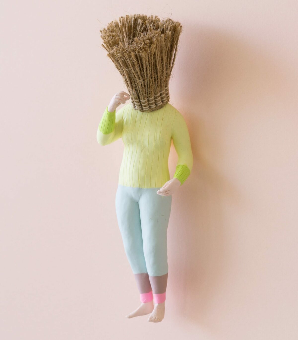 Peculiar Figure Sculptures In Vivid Colors By Frode Bolhuis (12)