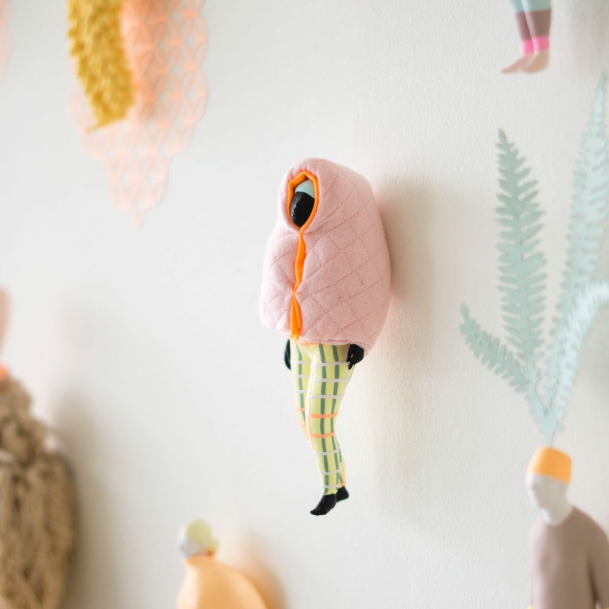 Peculiar Figure Sculptures In Vivid Colors By Frode Bolhuis (15)