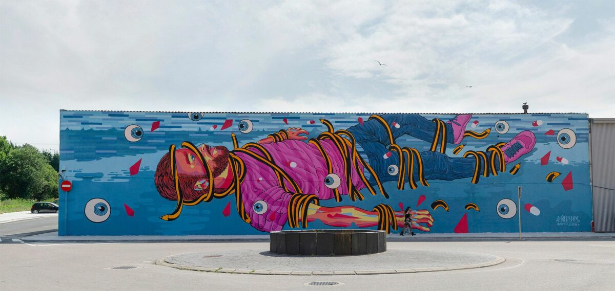 The Extraordinary Surrealistic Street Art Of Sokram Mutante (9)