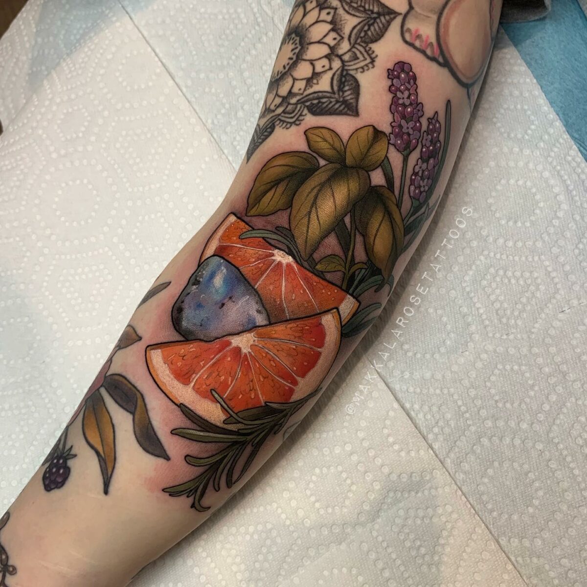 Extraordinary Tattoos Of Still Life Figures By Makkala Rose (15)