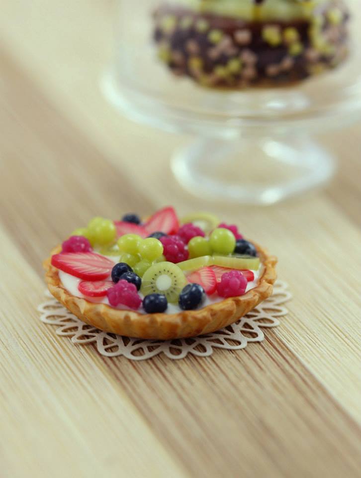 Whimsical Miniature Food Sculptures By Shay Aaron (15)