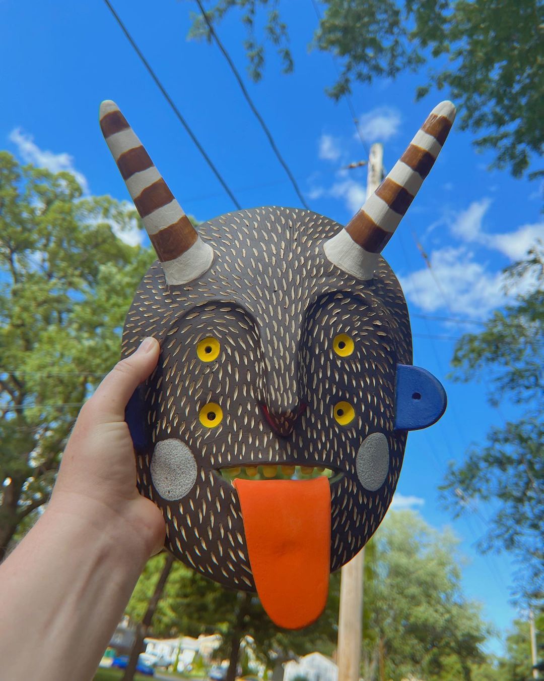 Beautiful Ceramic Masks Of Peculiar Creatures By Karolina Romanowska (9)