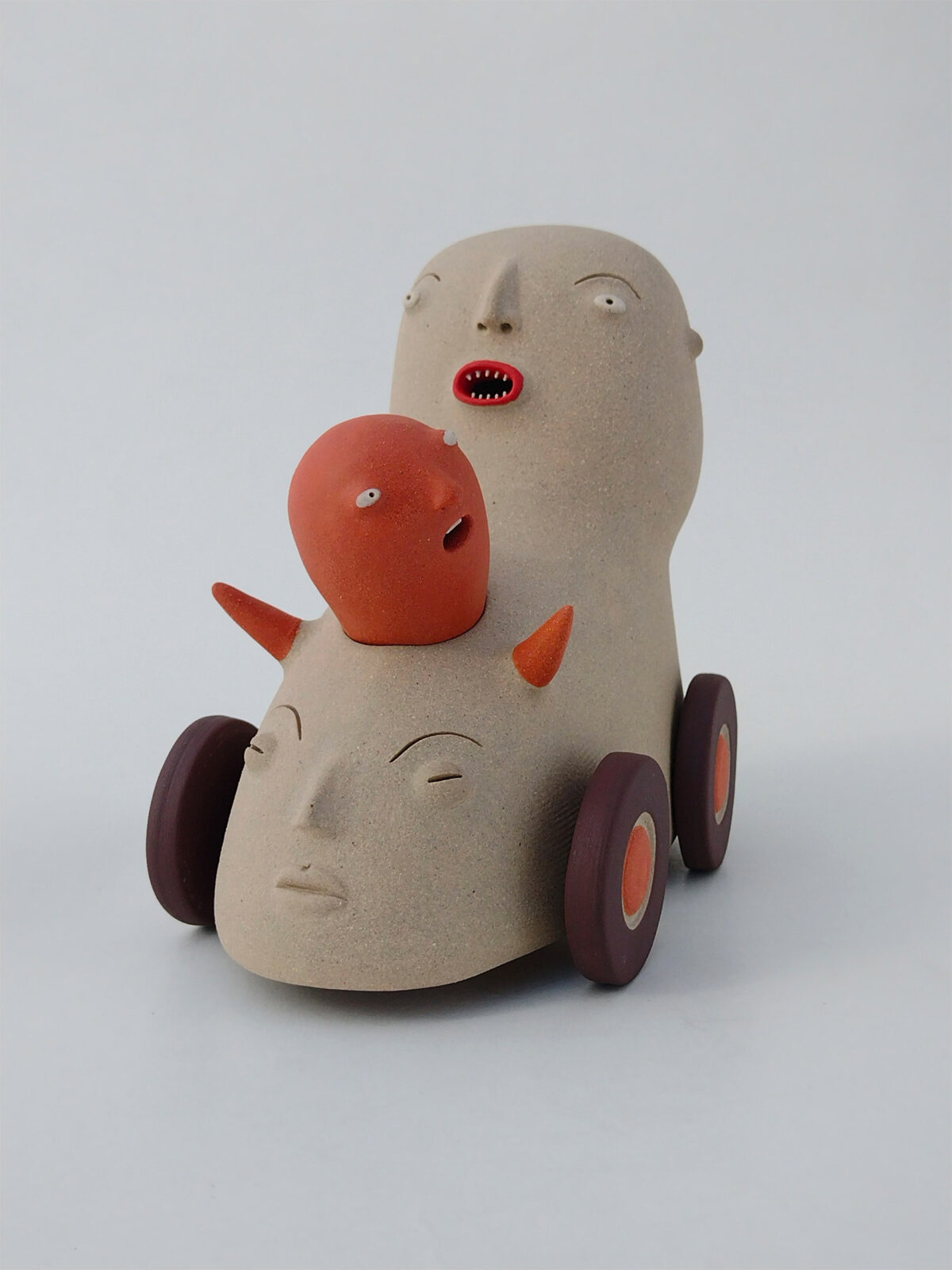 Amusing Ceramic Sculptures Of Quirky Creatures By Luciano Polverigiani (10)