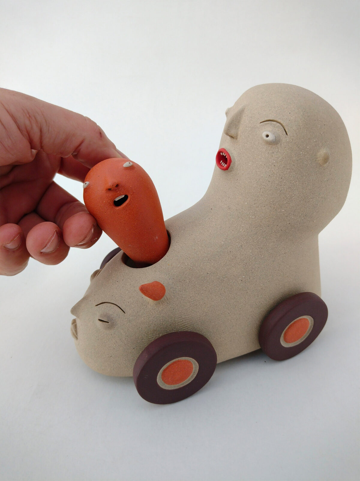 Amusing Ceramic Sculptures Of Quirky Creatures By Luciano Polverigiani (12)