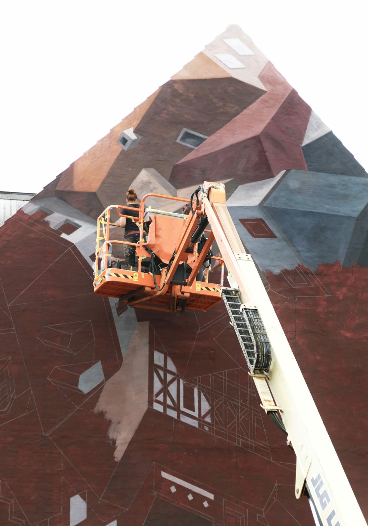 Surreal Murals Of Floating Objects And Distorted Architectural Structures By Cinta Vidal (6)