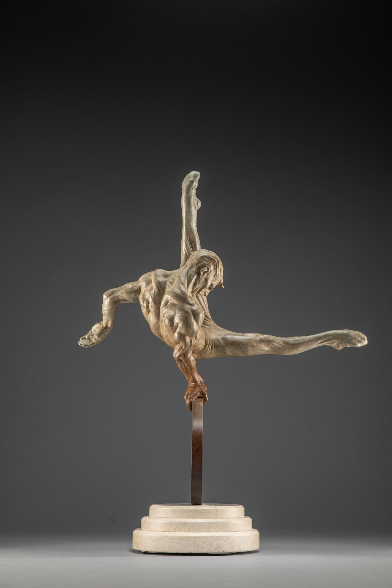 Poetic And Expressive Figurative Bronze Sculptures By Richard Macdonald (5)