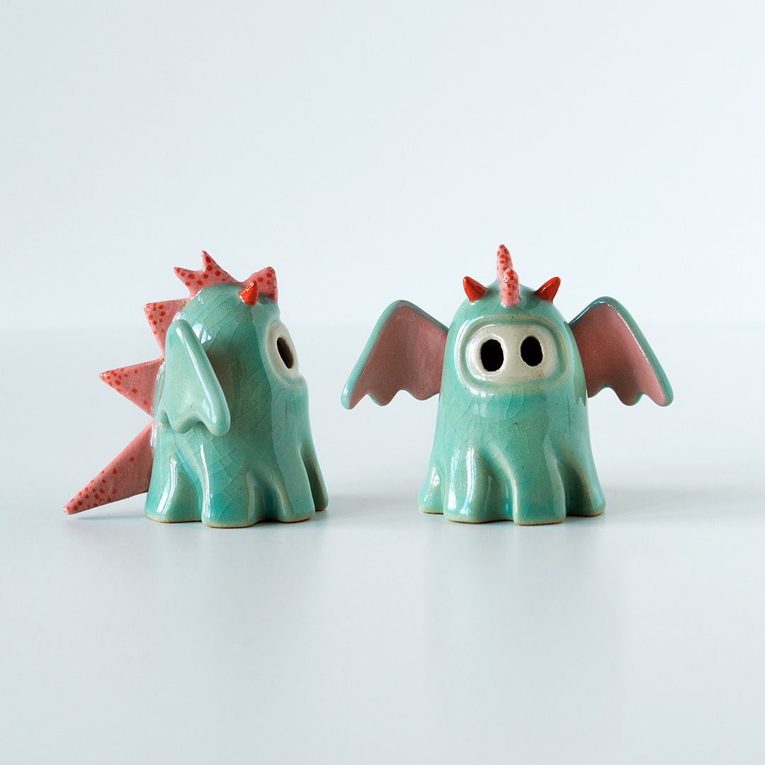Fun Tiny Ceramic Ghosts By Lisa Agnetun (10)