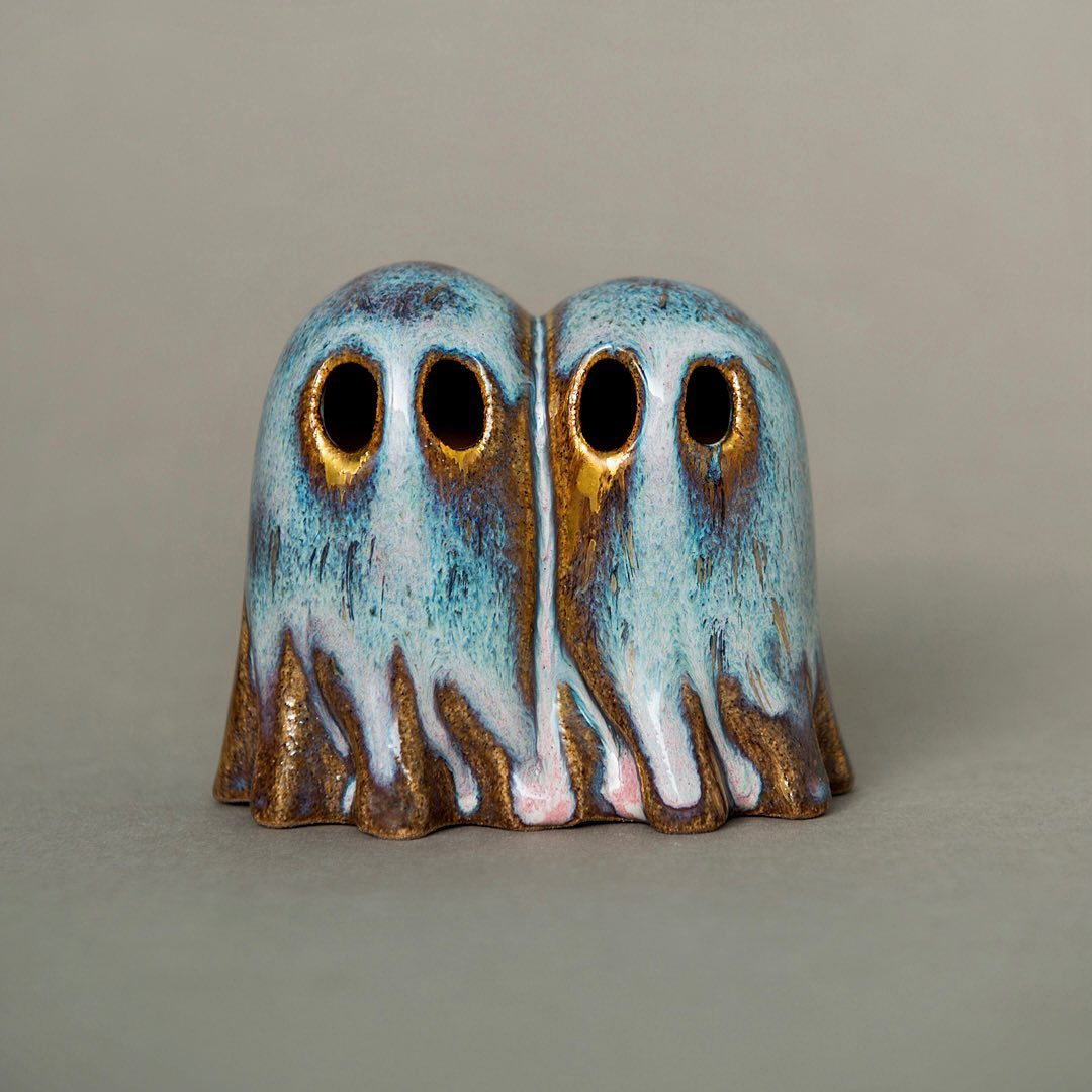 Fun Tiny Ceramic Ghosts By Lisa Agnetun (19)