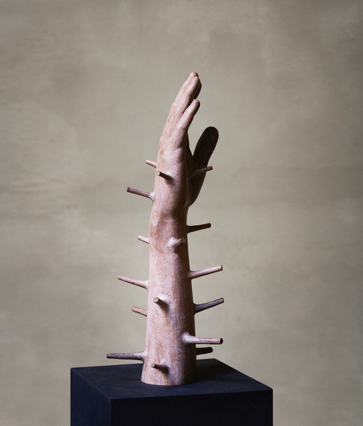 Metamorphosis, Surreal Figurative Sculptures By Andreas Senoner (11)