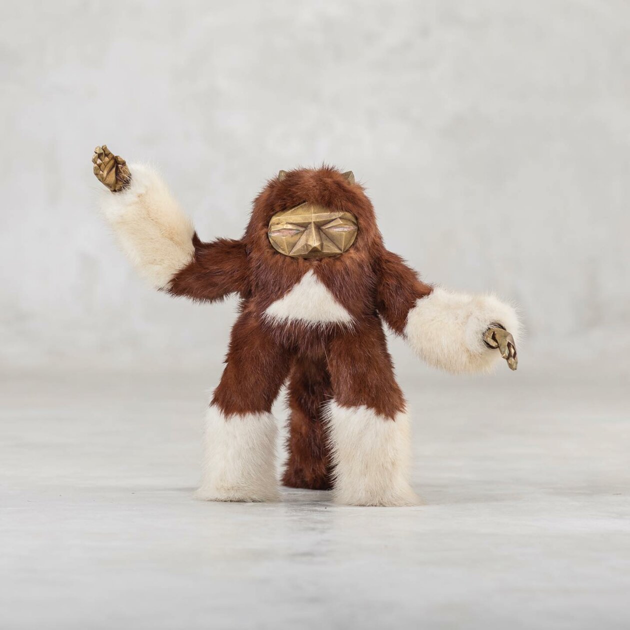 Otherworldly Creature Sculptures And Masks By Spencer Hansen (7)