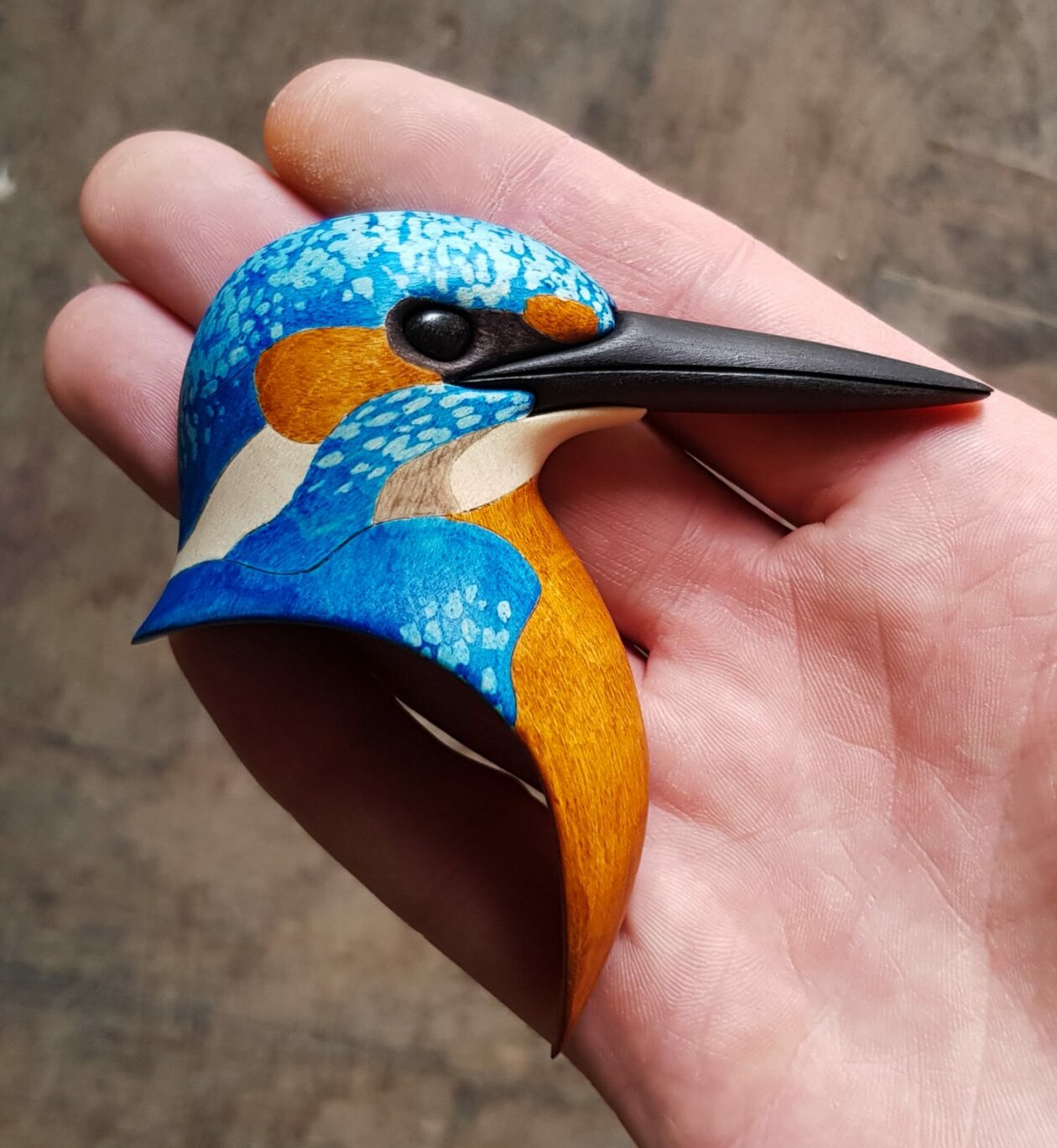 Realistic Wood Sculptures Of Bird Busts And Feathers By T.a.g. Smith (3)