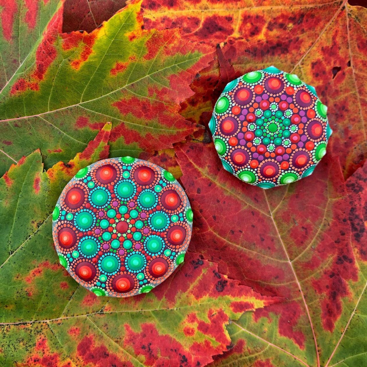 The Exuberant Pointillism Art Of Elspeth Mclean (2)