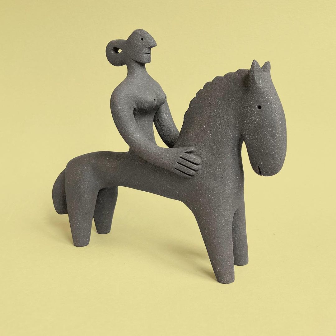 Otherworldly Creatures, Peculiar Ceramic Sculptures By Peter Lubach (27)