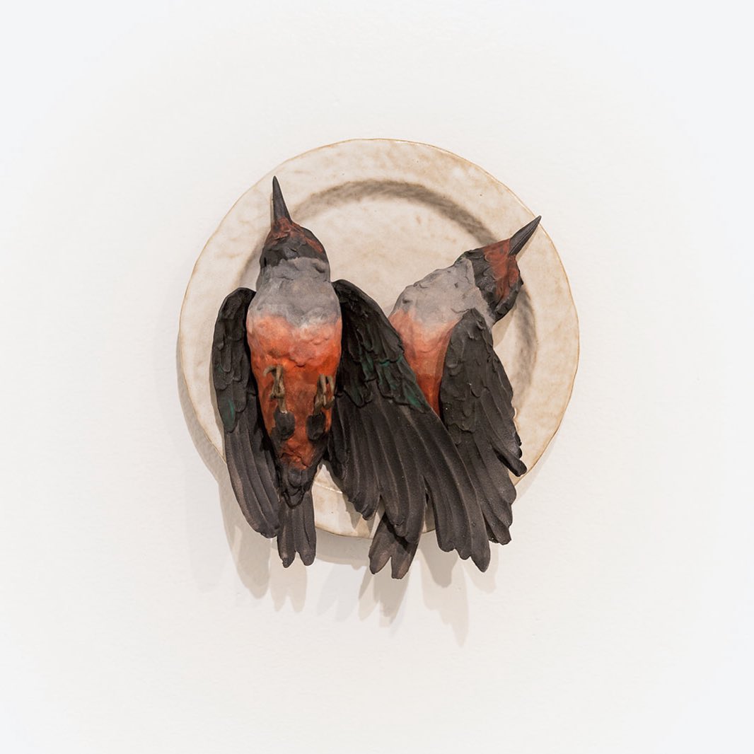 Ceramic Vases Ornate With Realistic Bird Sculptures By Sarah Conti (8)